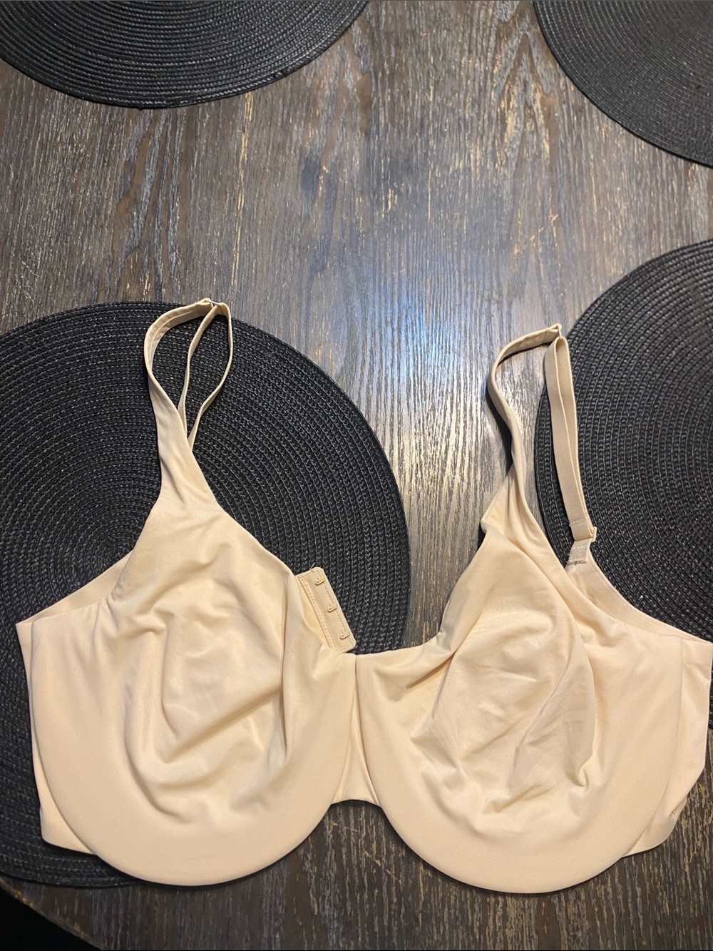 SKIMS smooth intimate unlined minimized Bra sand size 40DDD